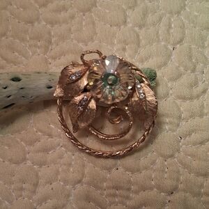 Coro Gold-Tone Floral Brooch with Aurora Crystal Center ** Stamped **